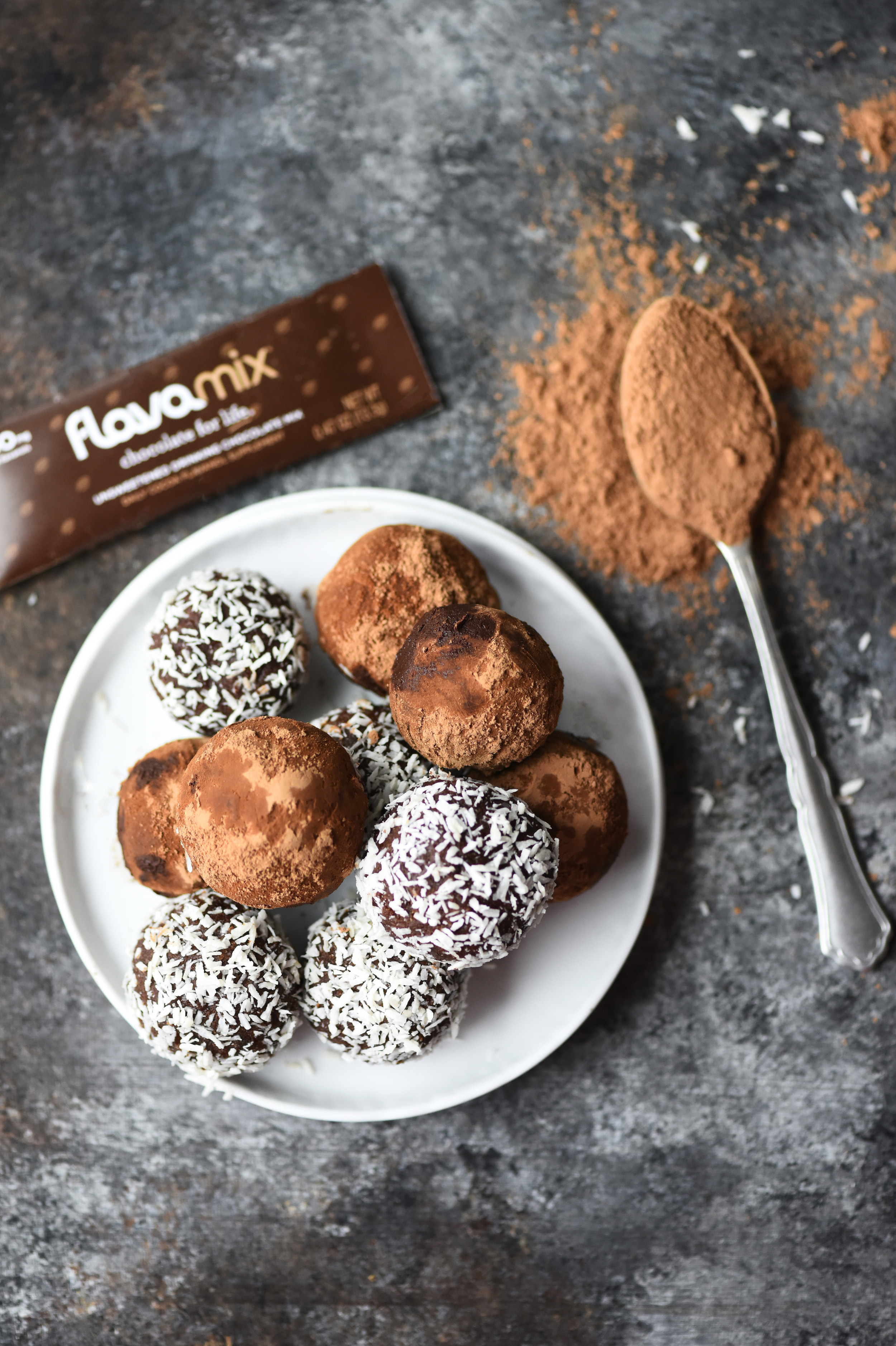 Chocolate Coconut Date Energy Bites with FlavaMix Unsweetened Drinking Chocolate, 900mg Cocoa Flavanols