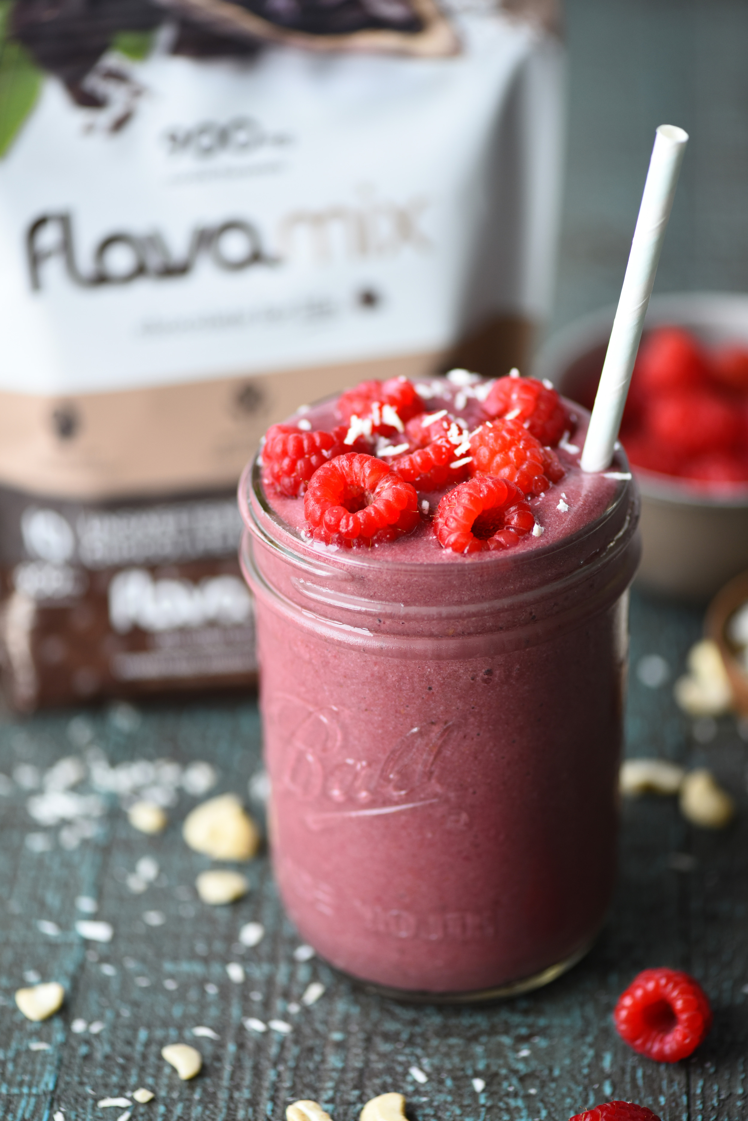 Raspberry Cashew Coconut Smoothie Recipe with FlavaMix Unsweetened Drinking Chocolate, 900mg Cocoa Flavanols